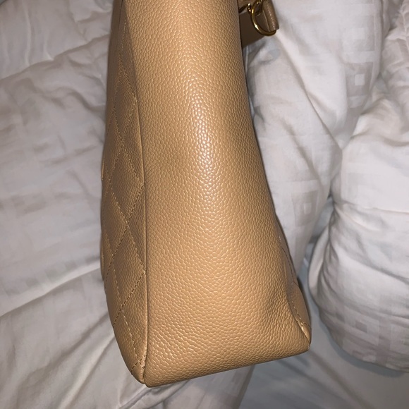 CHANEL CAVIAR GRAND SHOPPING TOTE - Picture 7 of 10